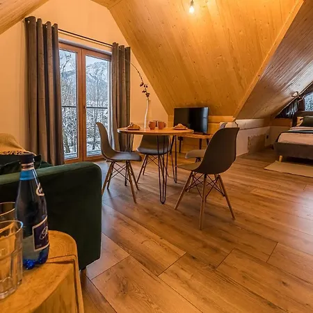 게스트하우스 Zakopianskie Widoki 자코파네