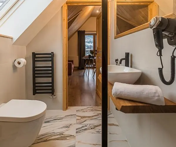 Zakopiańskie Widoki Pensjonat 3*